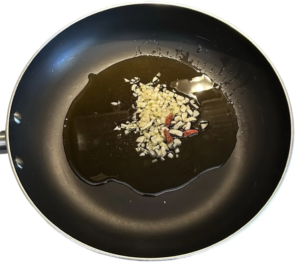 Photoroom_20240720_193747-1024x923 Espaguetis con Gulas y Gambas: Receta Fácil y Deliciosa