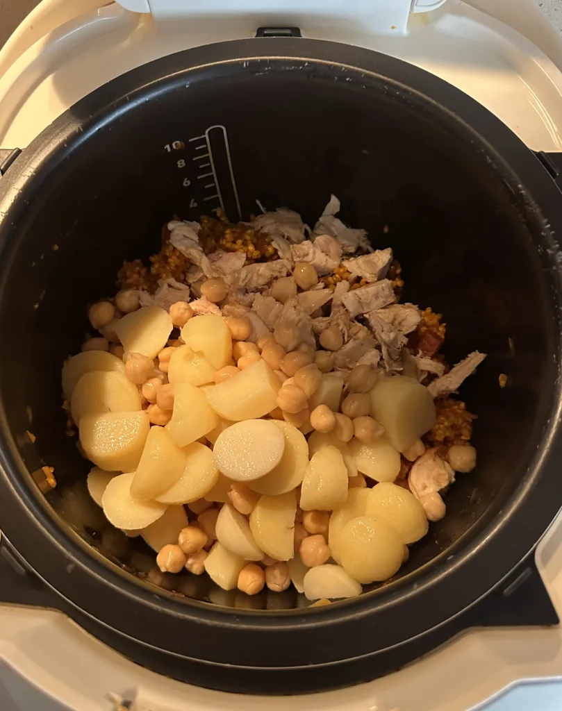 IMG_3811-809x1024 Arroz al Horno en Olla Programable: Una Delicia de Comida