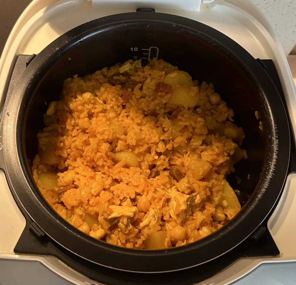 IMG_3819-1024x986 Arroz al Horno en Olla Programable: Una Delicia de Comida