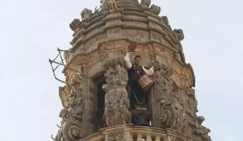 IMG_3939-1-jpeg “El Mariquelo de Salamanca”: Una Tradición que Sube a lo Más Alto