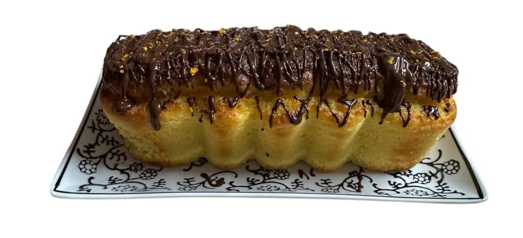 Bizcocho de Naranja y Chocolate: Fácil y Delicioso ilustración